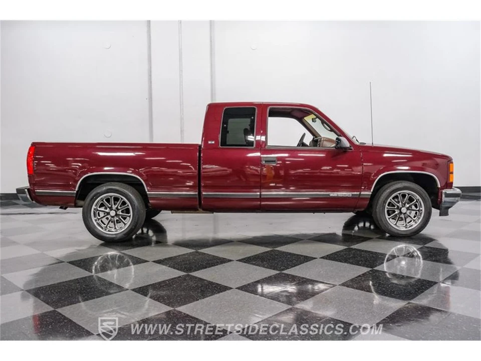1995 GMC Sierra 1st Gen - Image 14 of 31