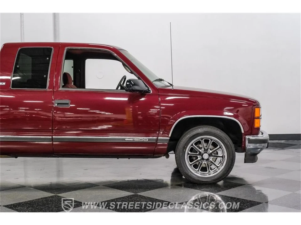 1995 GMC Sierra 1st Gen - Image 30 of 31