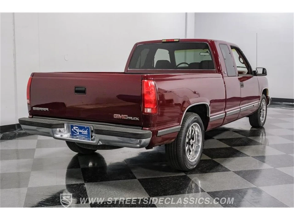 1995 GMC Sierra 1st Gen - Image 25 of 31