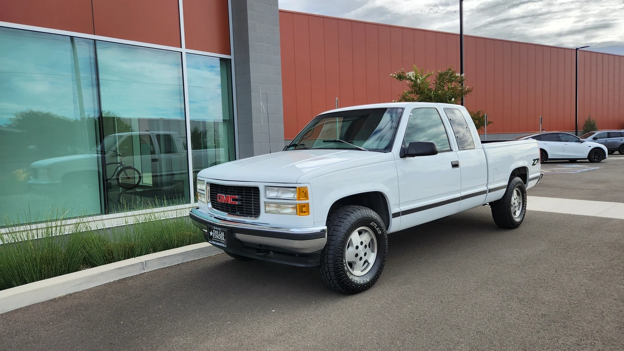 1995 GMC Sierra 1st Gen - Image 4 of 31