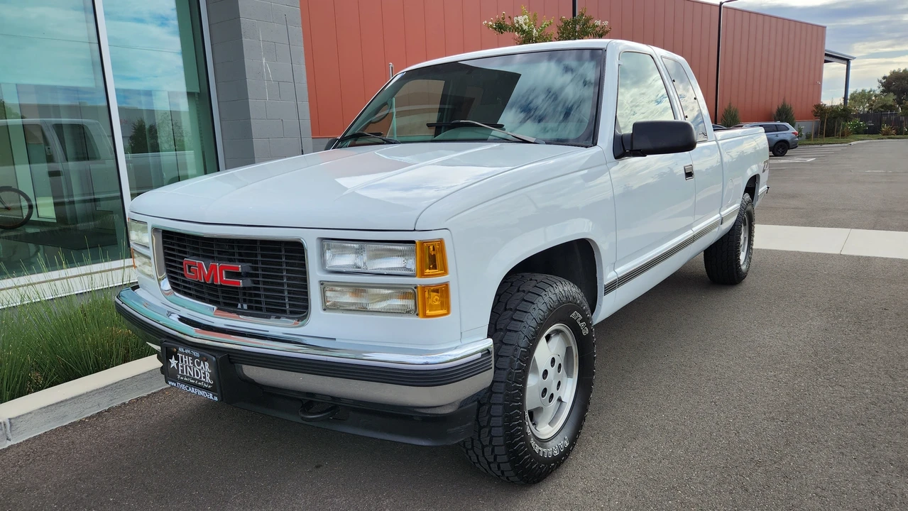 1995 GMC Sierra 1st Gen - Image 5 of 31