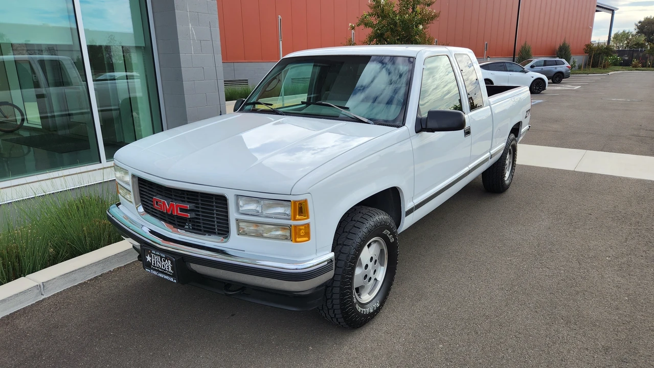 1995 GMC Sierra 1st Gen - Image 3 of 31