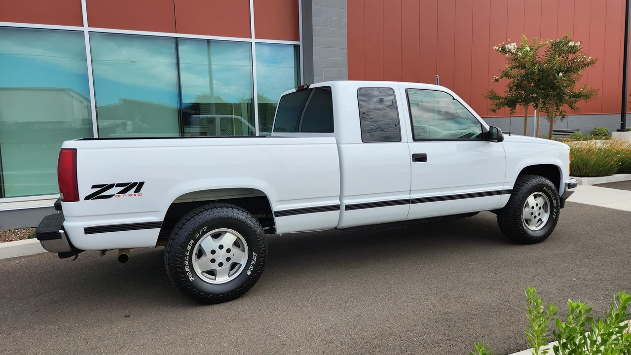 1995 GMC Sierra 1st Gen - Image 23 of 31