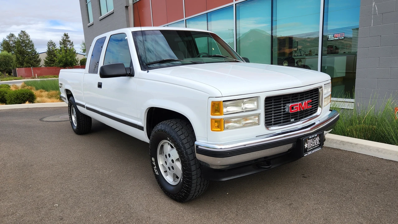 1995 GMC Sierra 1st Gen - Image 28 of 31
