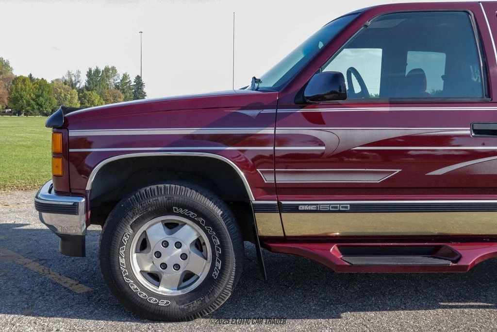 1995 GMC Sierra 1st Gen - Image 4 of 12