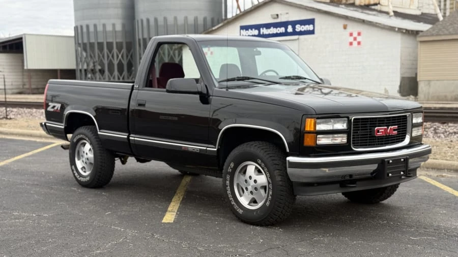 1995 GMC Sierra 1st Gen - Image 4 of 12