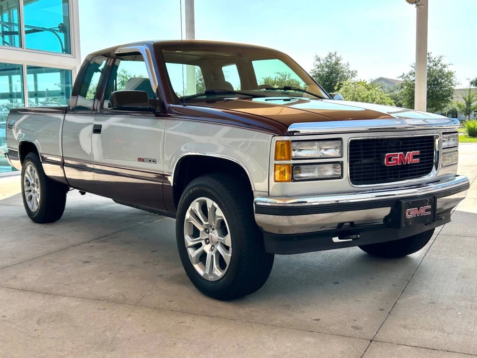 1995 GMC Sierra 1st Gen - Image 3 of 21