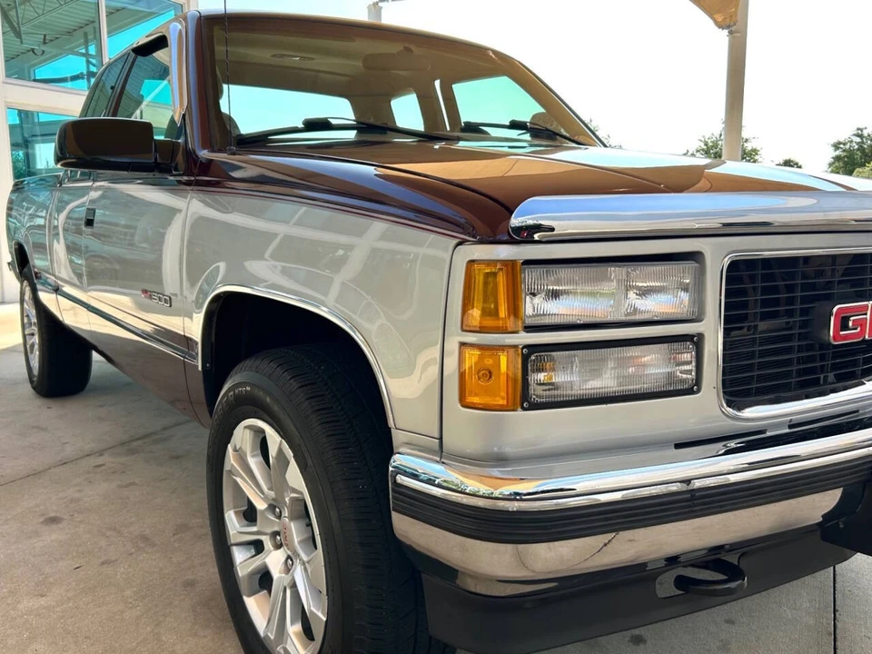 1995 GMC Sierra 1st Gen - Image 18 of 21