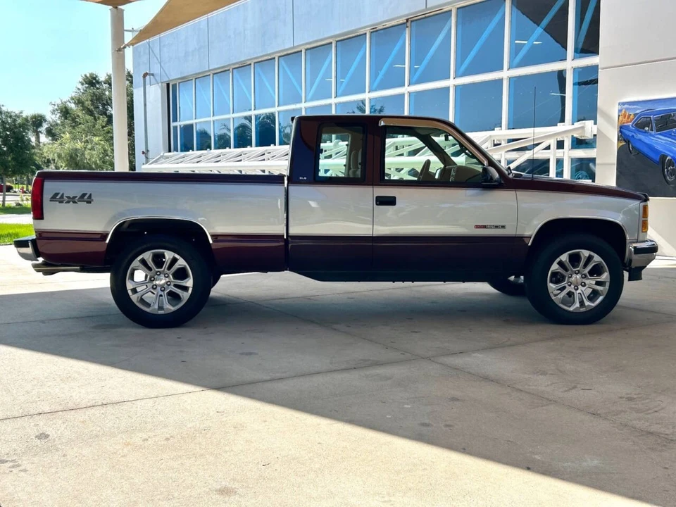 1995 GMC Sierra 1st Gen - Image 4 of 21