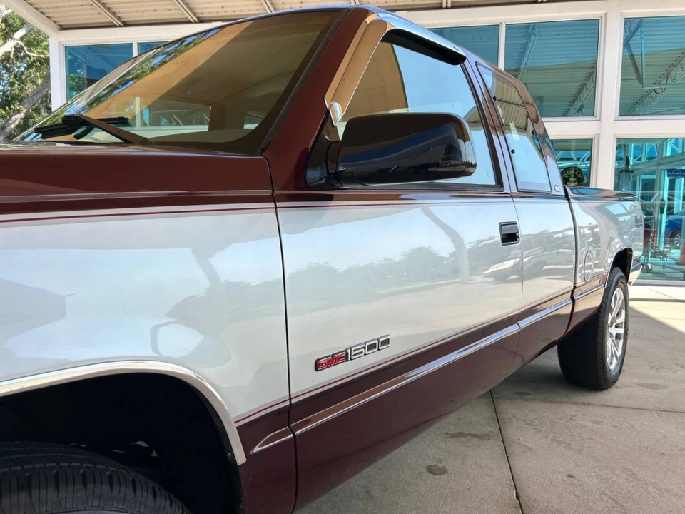 1995 GMC Sierra 1st Gen - Image 12 of 21