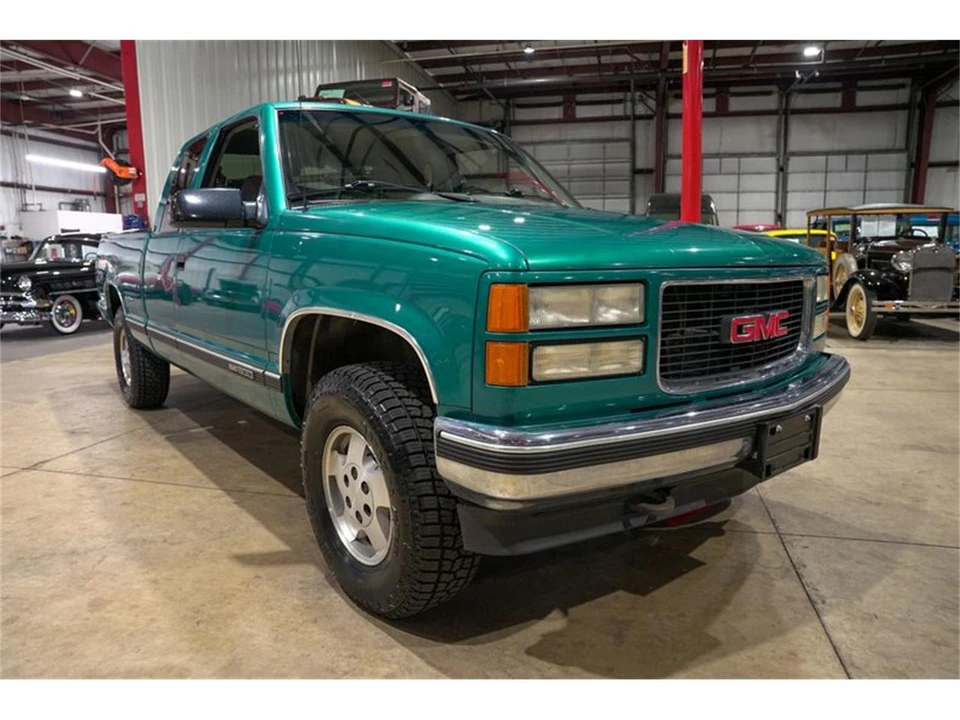 1995 GMC Sierra 1st Gen - Image 12 of 31