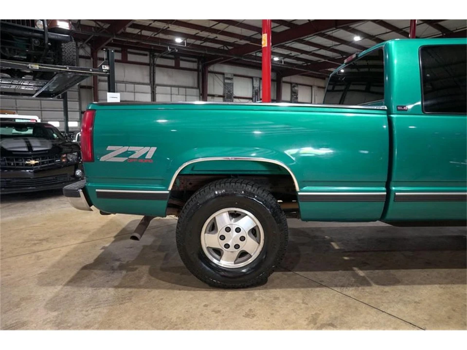 1995 GMC Sierra 1st Gen - Image 9 of 31