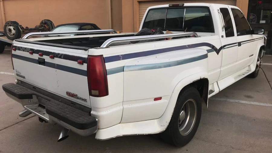 1995 GMC Sierra 1st Gen - Image 2 of 5