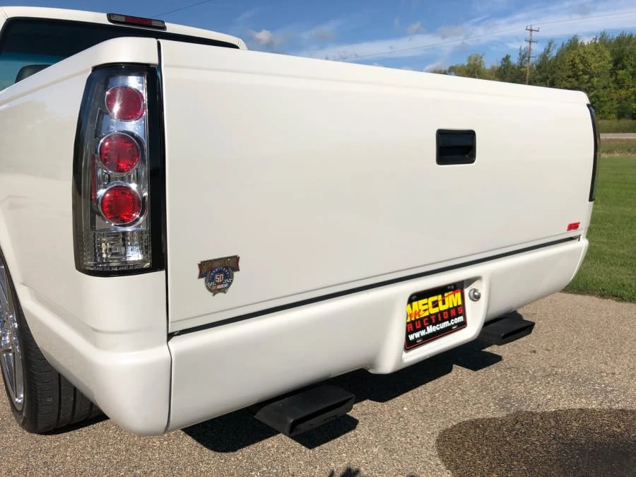 1995 GMC Sierra 1st Gen - Image 9 of 10