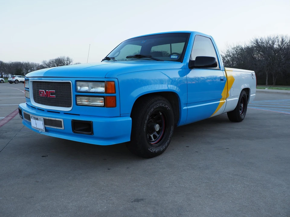 1995 GMC Sierra 1st Gen - Image 2 of 31
