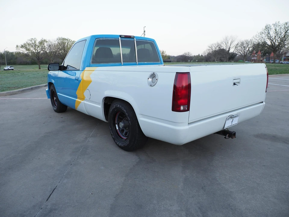 1995 GMC Sierra 1st Gen - Image 4 of 31