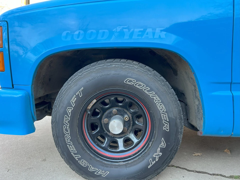 1995 GMC Sierra 1st Gen - Image 30 of 31