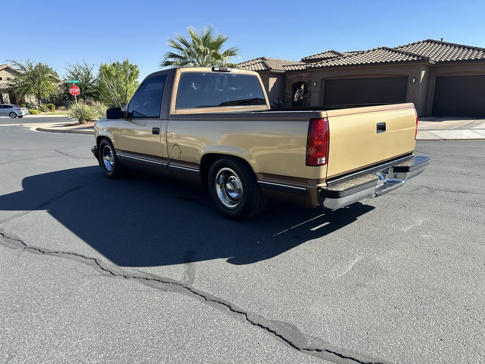 1995 GMC Sierra 1st Gen - Image 4 of 31