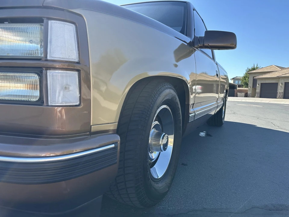 1995 GMC Sierra 1st Gen - Image 10 of 31