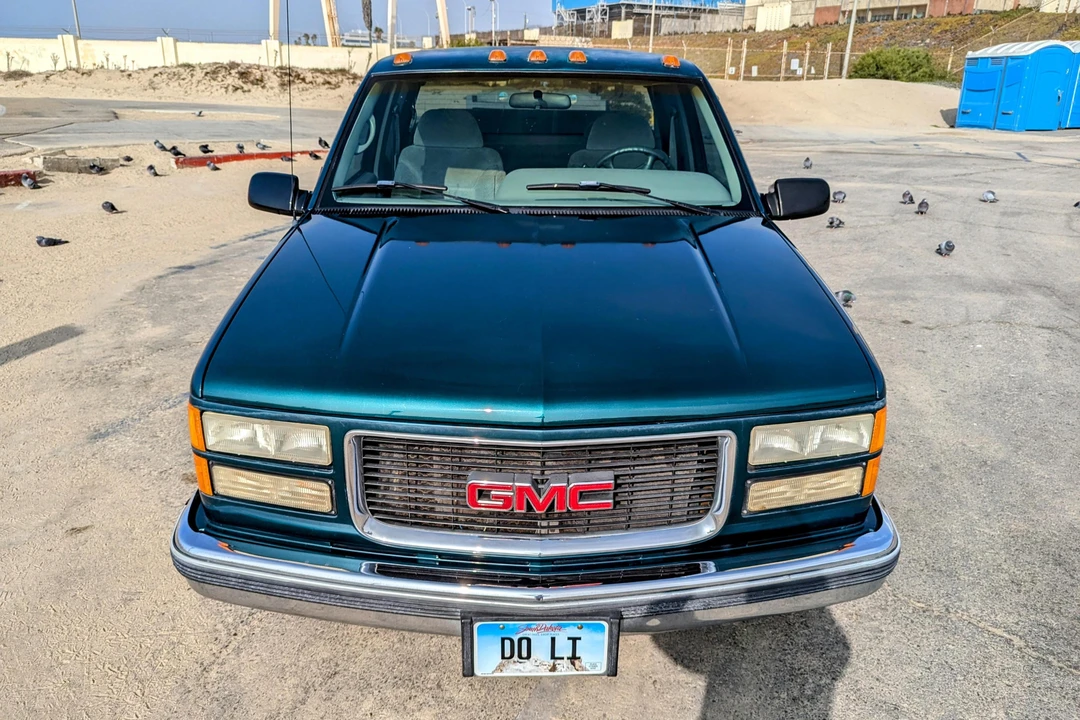 1995 GMC Sierra 1st Gen - Image 2 of 31