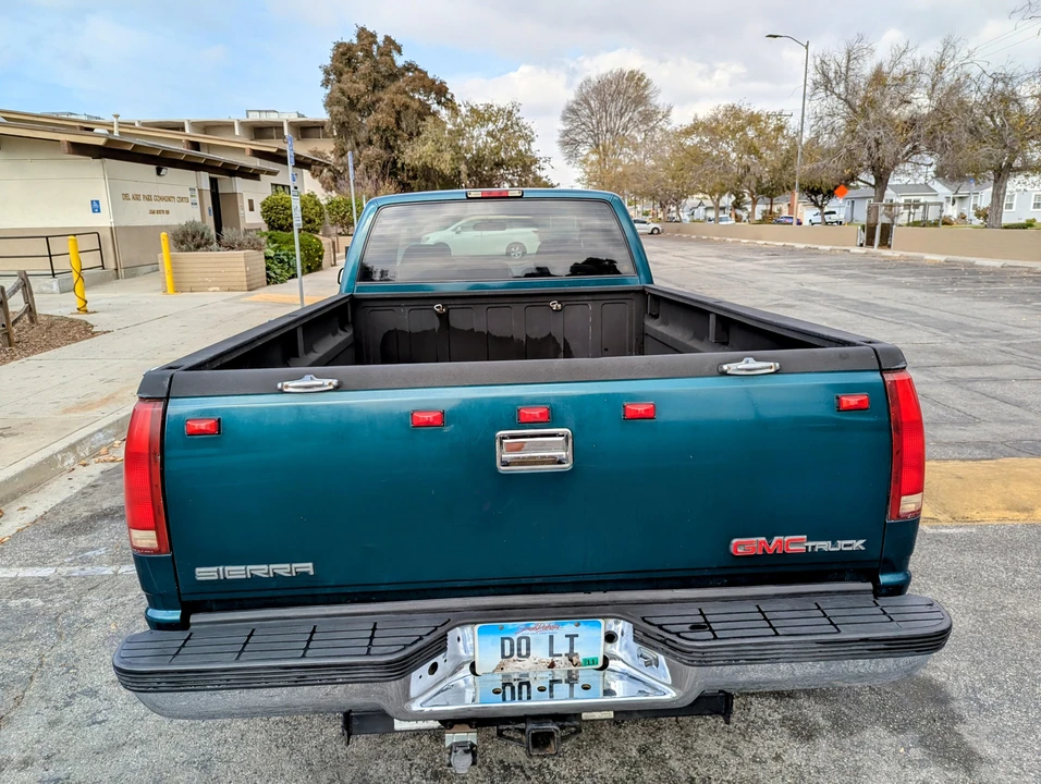 1995 GMC Sierra 1st Gen - Image 26 of 31