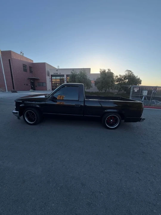 1995 GMC Sierra 1st Gen - Image 6 of 11