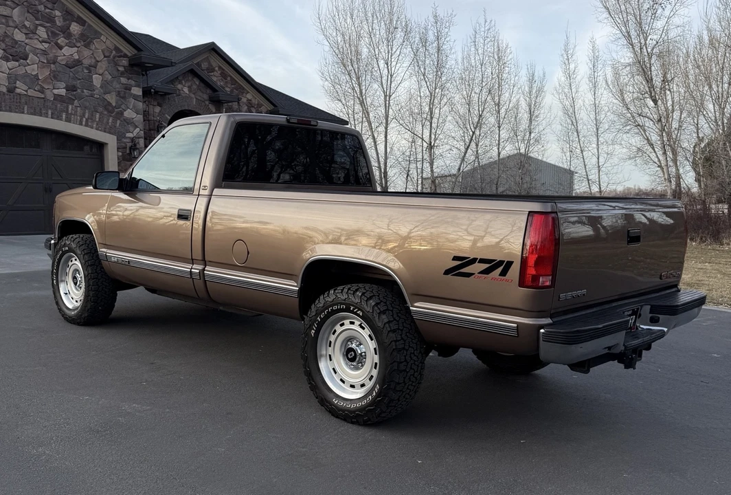 1995 GMC Sierra 1st Gen - Image 9 of 21