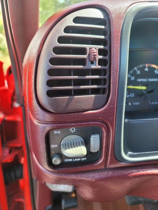 1995 GMC Sierra 1st Gen - Image 29 of 31