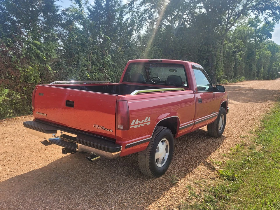 1995 GMC Sierra 1st Gen - Image 6 of 31