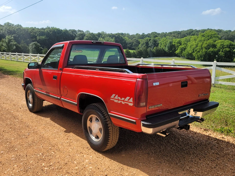 1995 GMC Sierra 1st Gen - Image 8 of 31