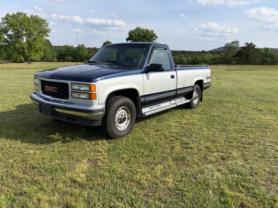 1995 GMC Sierra 1st Gen - Image 4 of 31