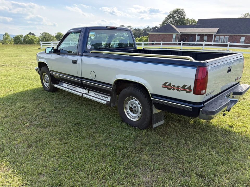 1995 GMC Sierra 1st Gen - Image 9 of 31