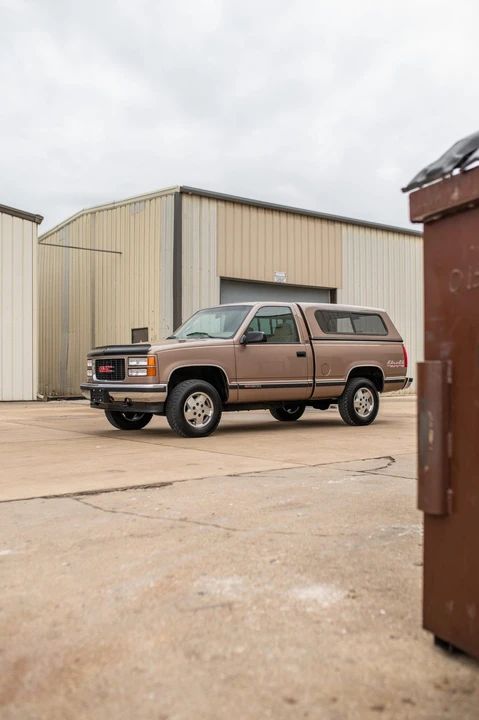 1995 GMC Sierra 1st Gen - Image 4 of 31