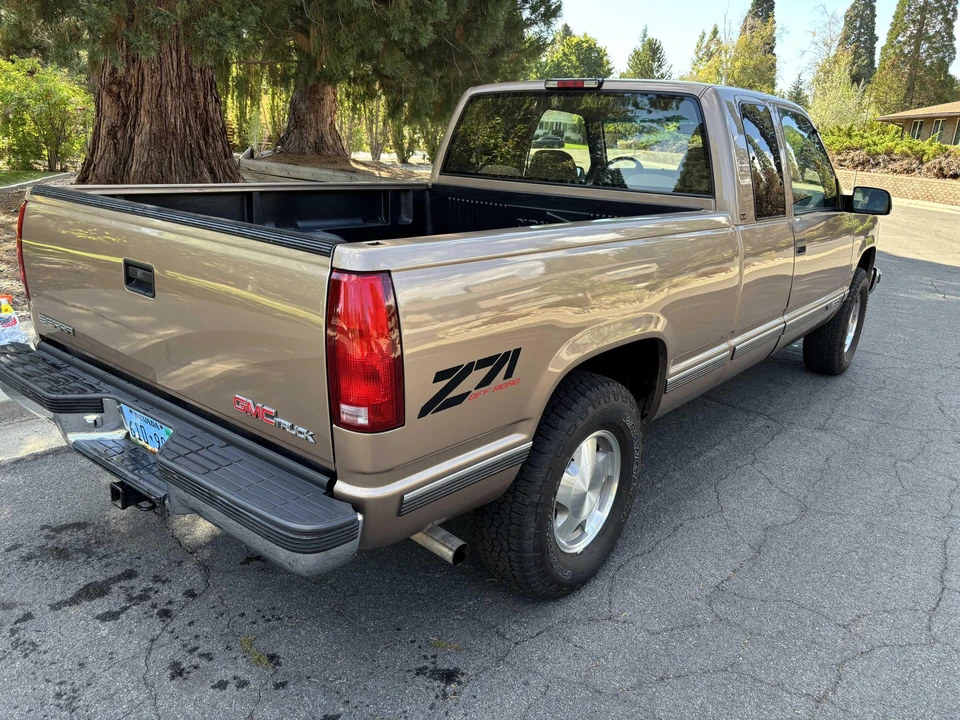 1995 Chevrolet C/K 4th Gen - Image 10 of 31