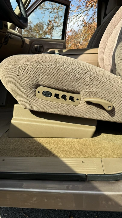 1995 GMC Sierra 1st Gen - Image 18 of 31