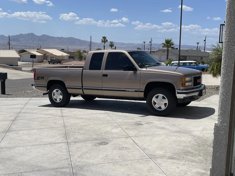 1995 GMC Sierra 1st Gen - Image 12 of 31