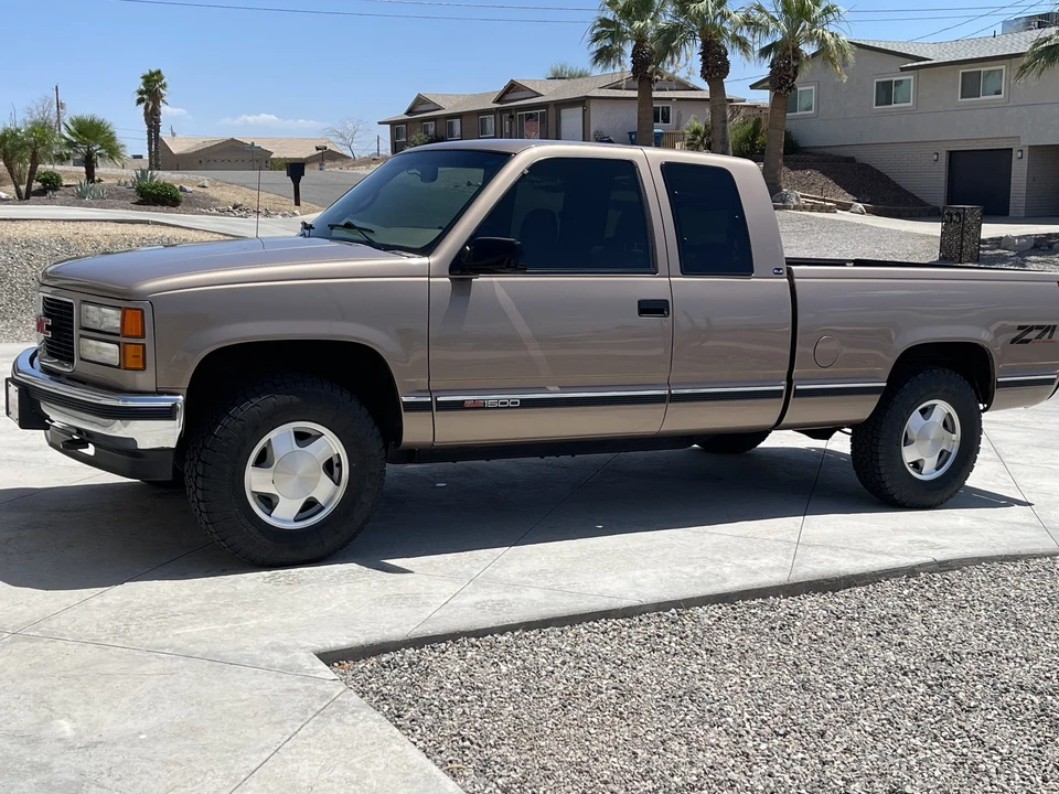 1995 GMC Sierra 1st Gen - Image 11 of 31