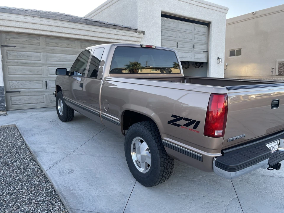 1995 GMC Sierra 1st Gen - Image 3 of 31