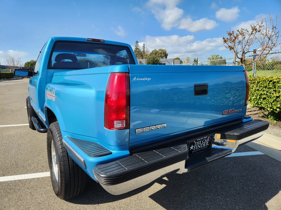 1995 GMC Sierra 1st Gen - Image 13 of 31