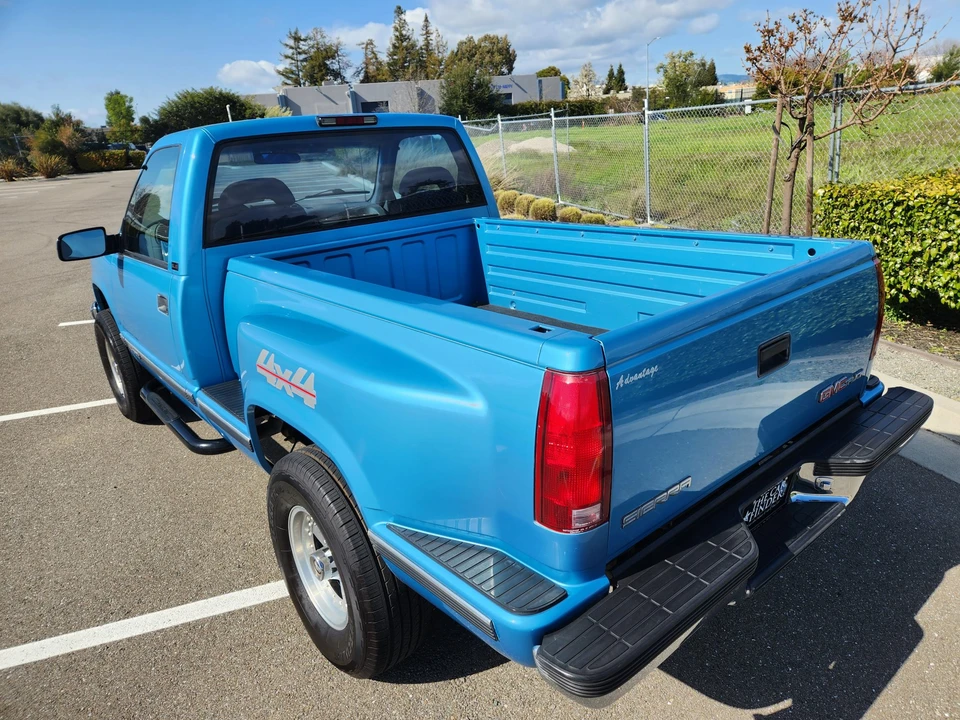 1995 GMC Sierra 1st Gen - Image 12 of 31