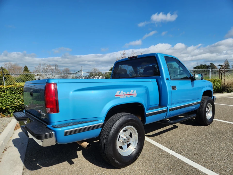 1995 GMC Sierra 1st Gen - Image 17 of 31