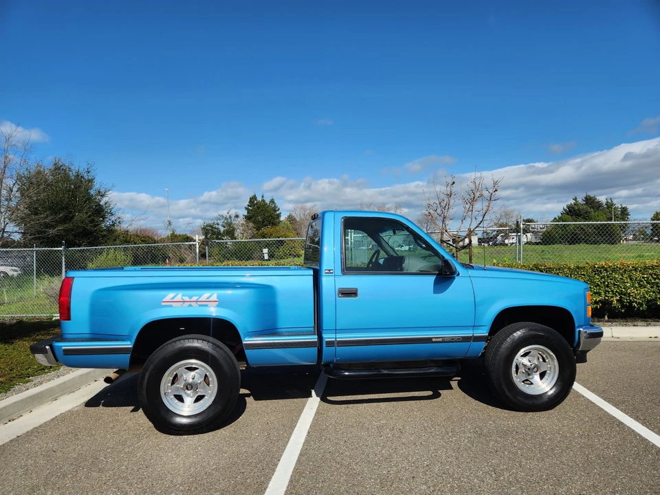 1995 GMC Sierra 1st Gen - Image 21 of 31