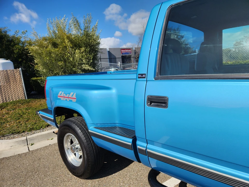 1995 GMC Sierra 1st Gen - Image 29 of 31