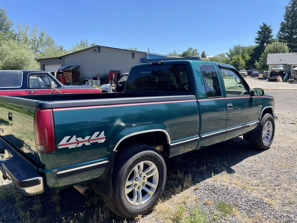 1995 GMC Sierra 1st Gen - Image 12 of 31