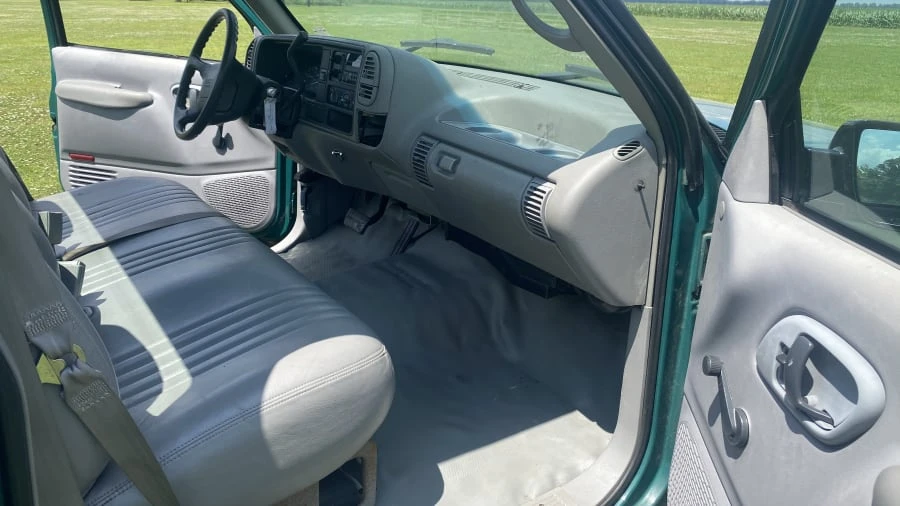 1995 GMC Sierra 1st Gen - Image 3 of 8