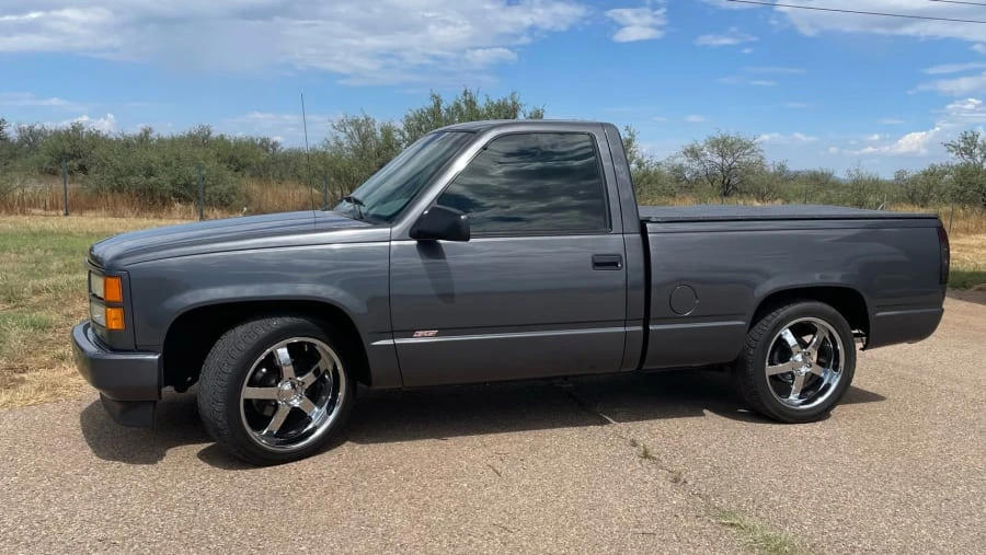 1995 GMC Sierra 1st Gen - Image 8 of 8