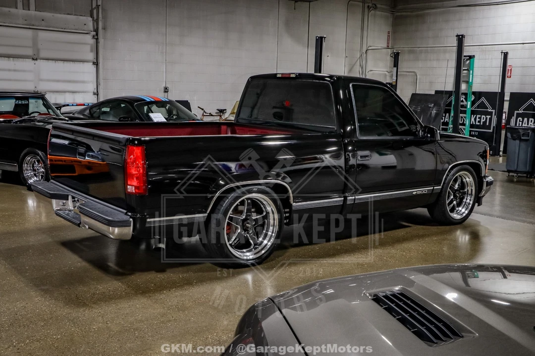 1995 GMC Sierra 1st Gen - Image 10 of 12