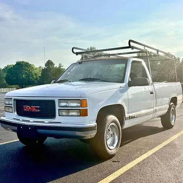 1995 GMC Sierra SLE Pickup 2D 8 ft