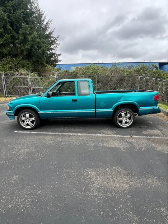 1995 GMC S-15/Sonoma - Image 9 of 16