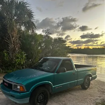 1995 GMC Sonoma Regular Cab SLT